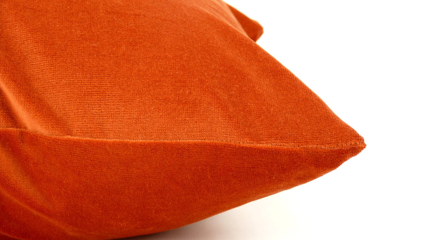 rusty orange velvet // pumpkin orange pillow // pumkin velvet pillow