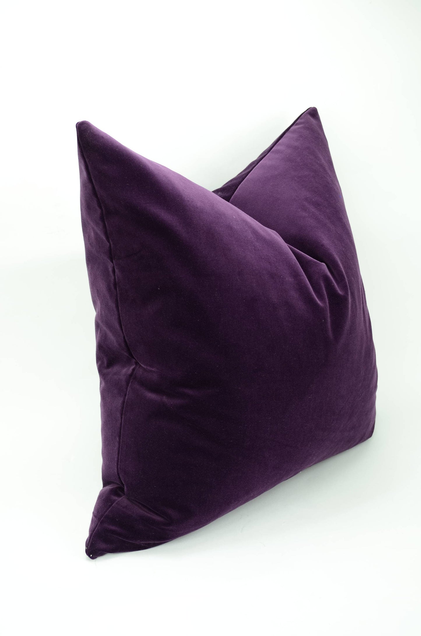 plum velvet pillow cover // plum velvet cushion // aubergine velvet pillow // dark purple velvet pillow