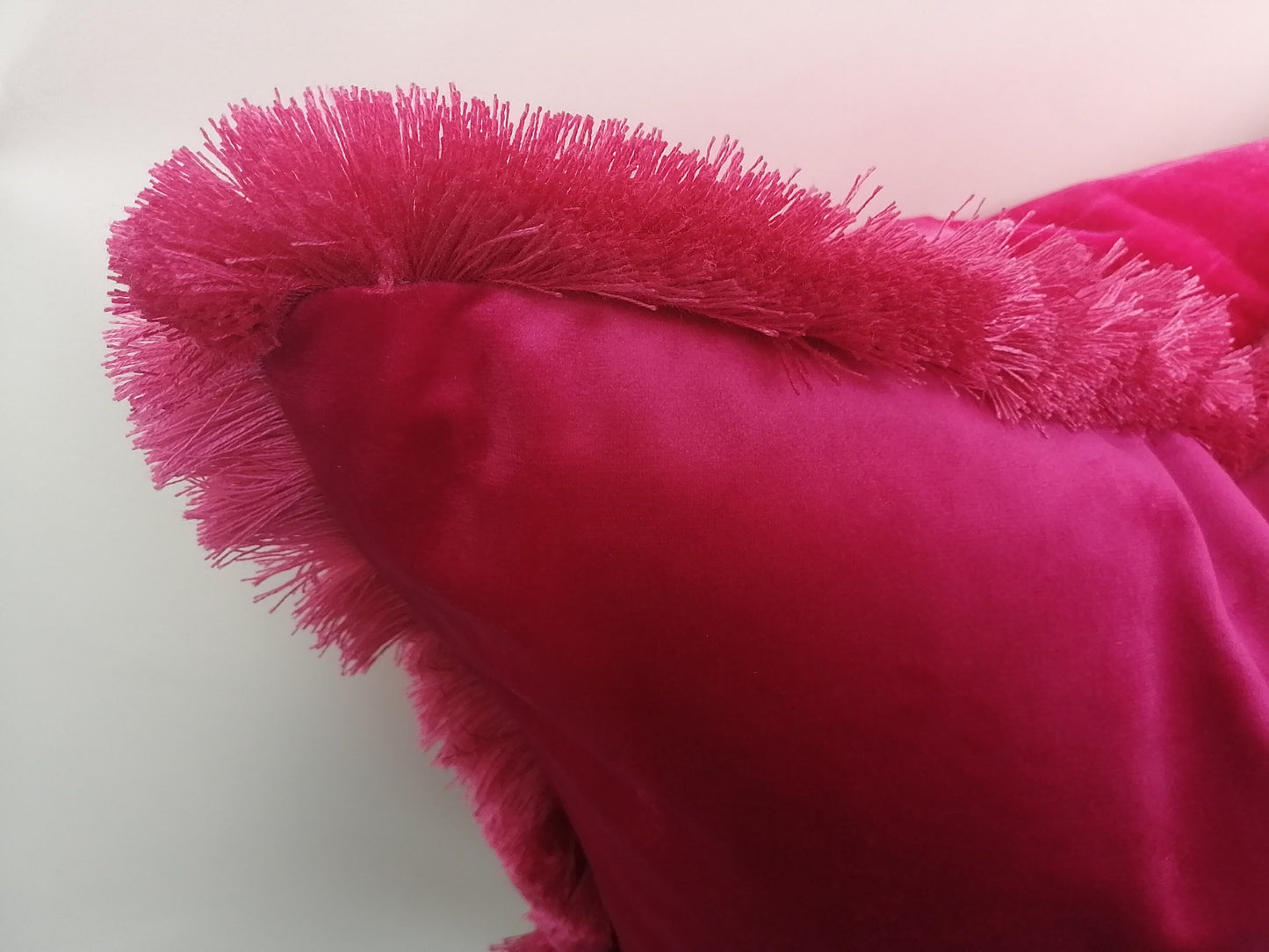Hot pink velvet fringe pillow // bright pink velvet cushion // pink velvet fringe pillow cushion