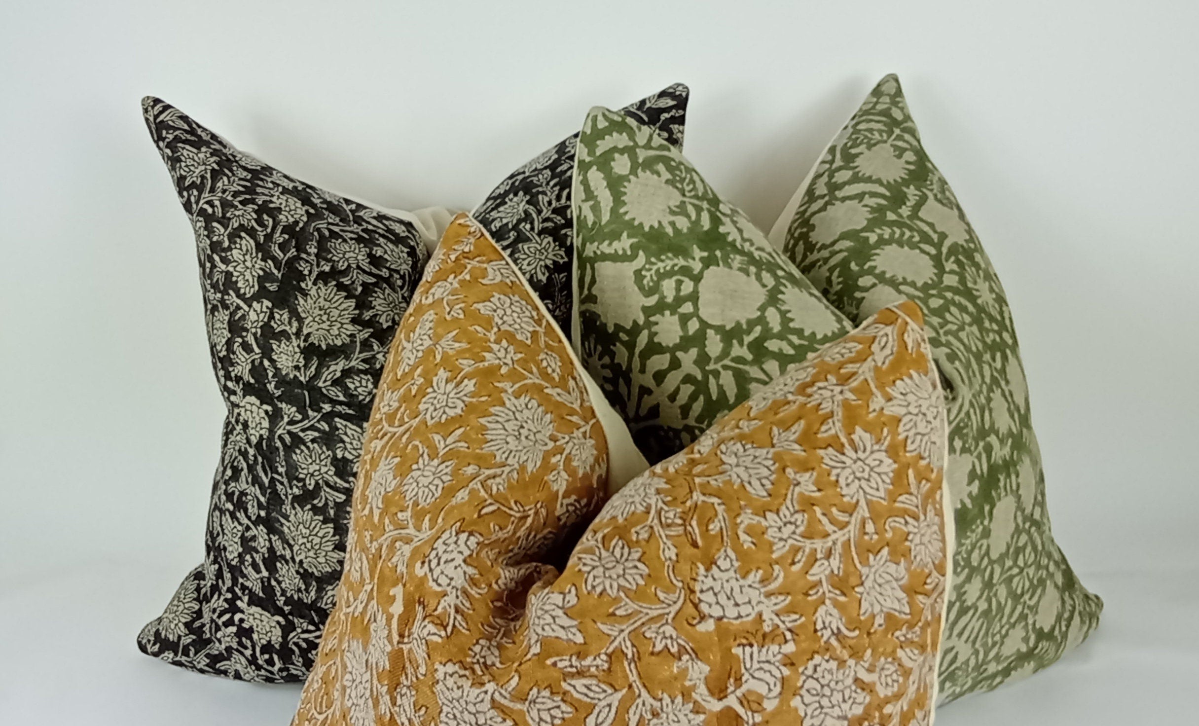 Long lumbar block print pillow, green floral pillow, green block print cushion, Indian fabric, blue fringe pillow
