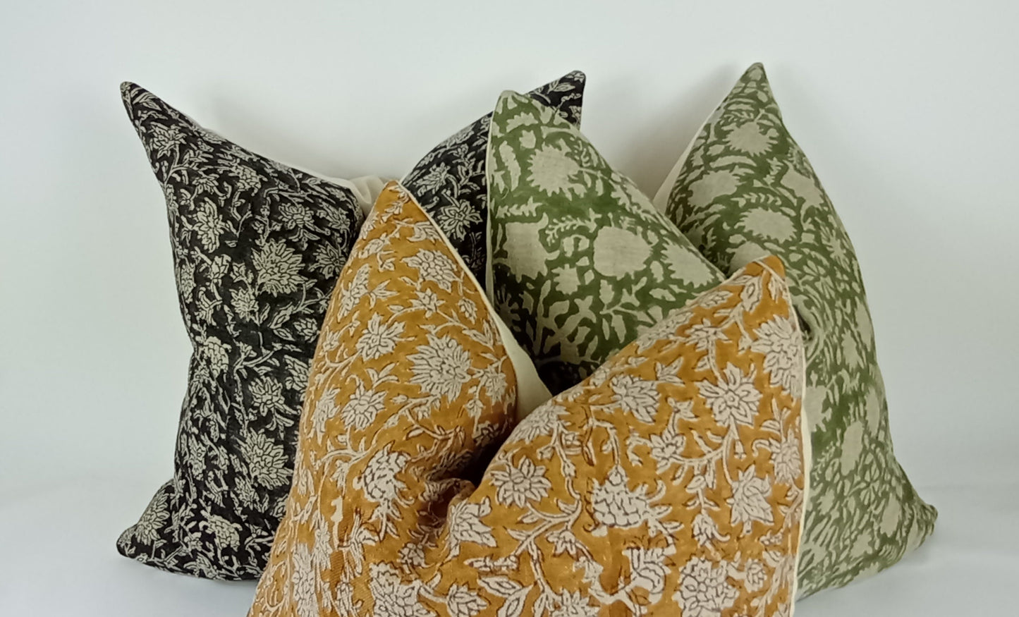 Long lumbar block print pillow, green floral pillow, green block print cushion, Indian fabric, blue fringe pillow