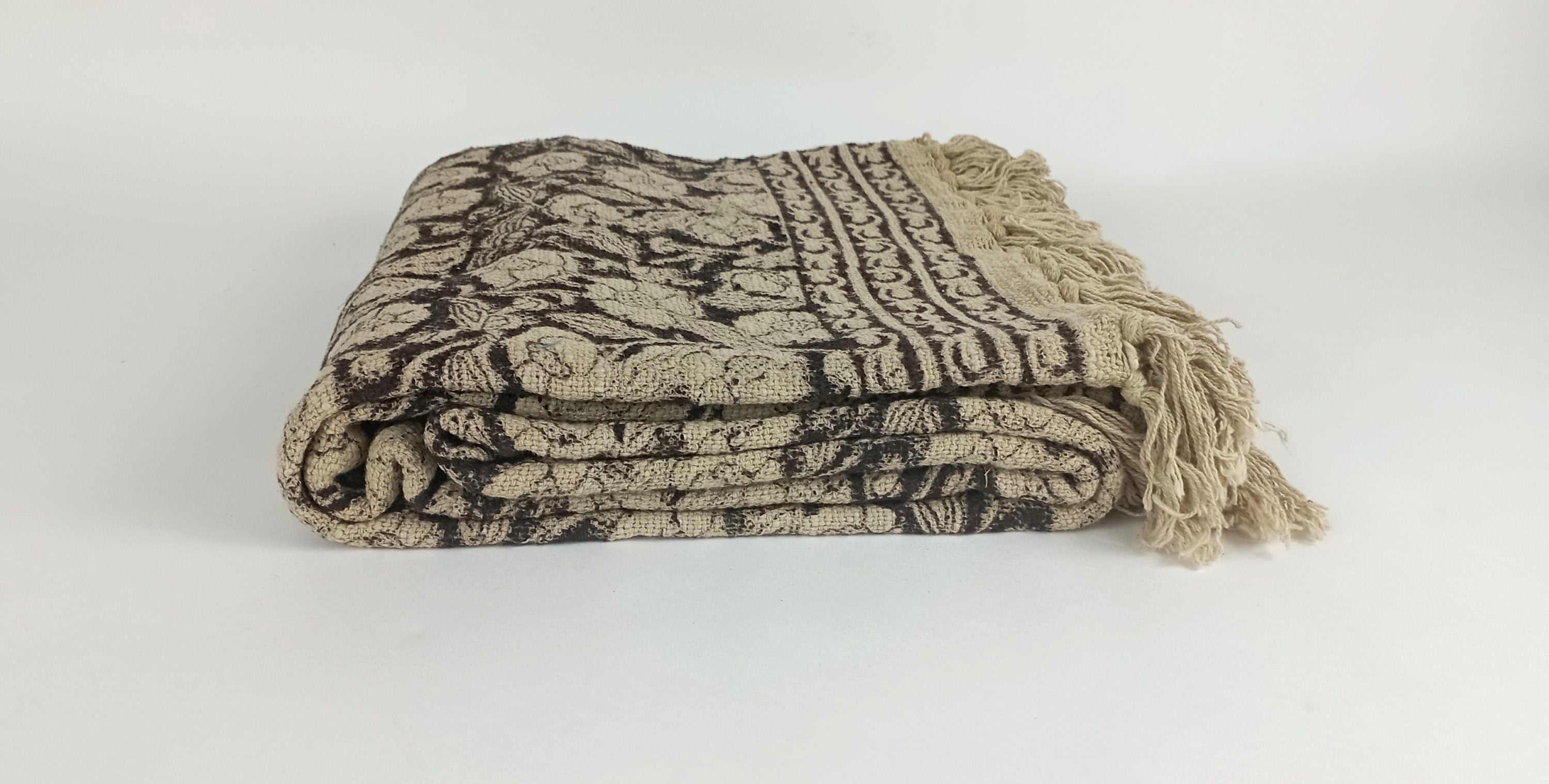 Block print throw blanket, tassel throw blanket, block printed blanket, floral coverlet