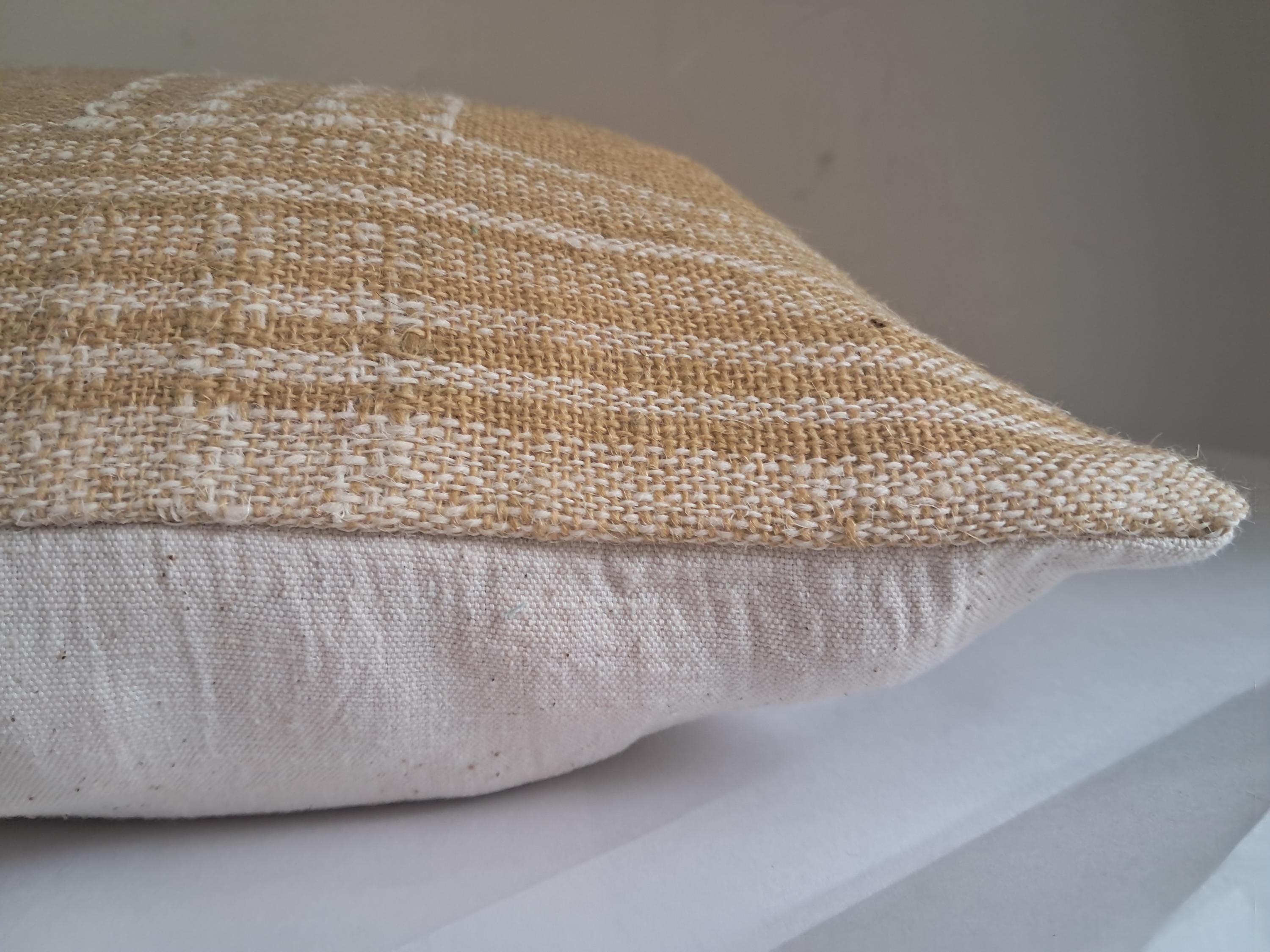 Bhujodi pillow cover, dark cream bhujodi cushion cover , Indian wool pillow, woven wool cushion. Beige wool pillow cover